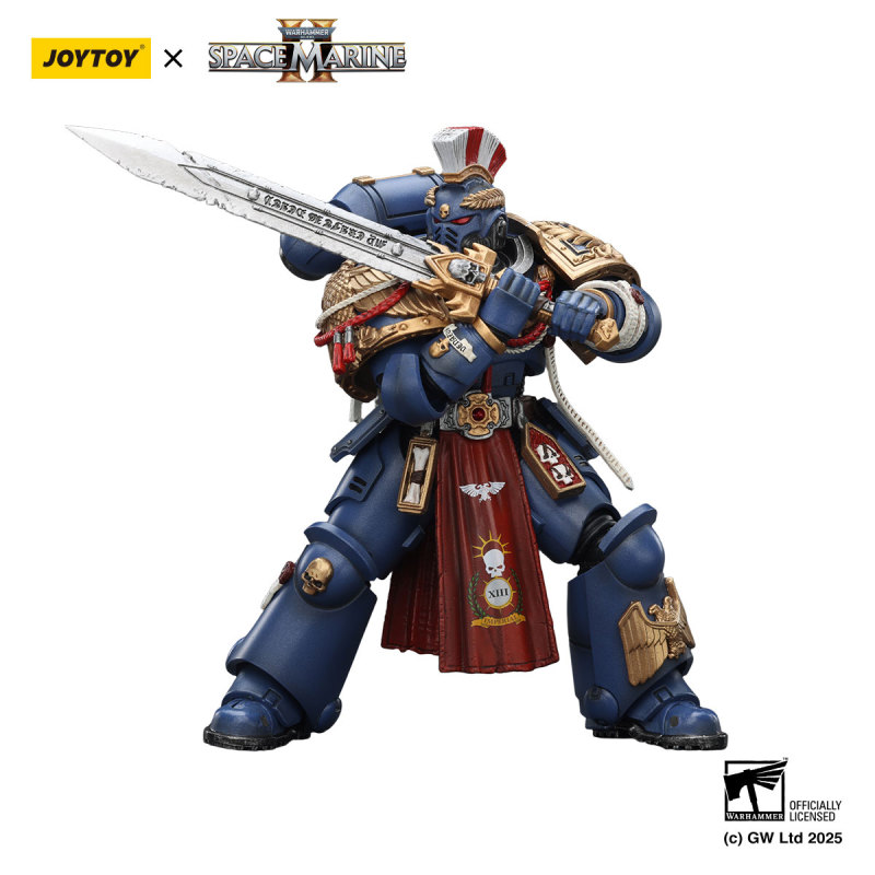 Ultramarines Relic Primus Armour with Plasma Pistol and Combat Blade
