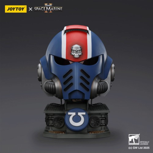 Ultramarines Lieutenant Titus' MkX Helmet & Display Stand