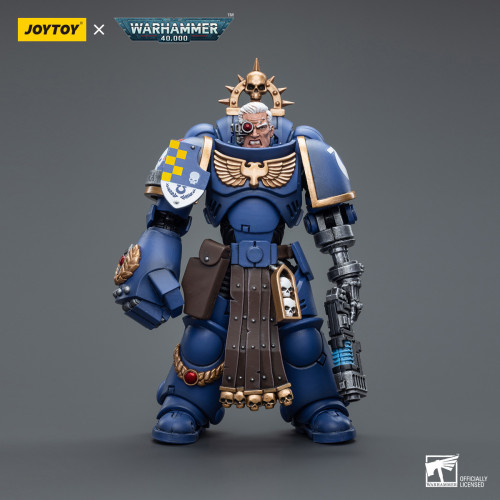 Ultramarines Lieutenant with Power Fist